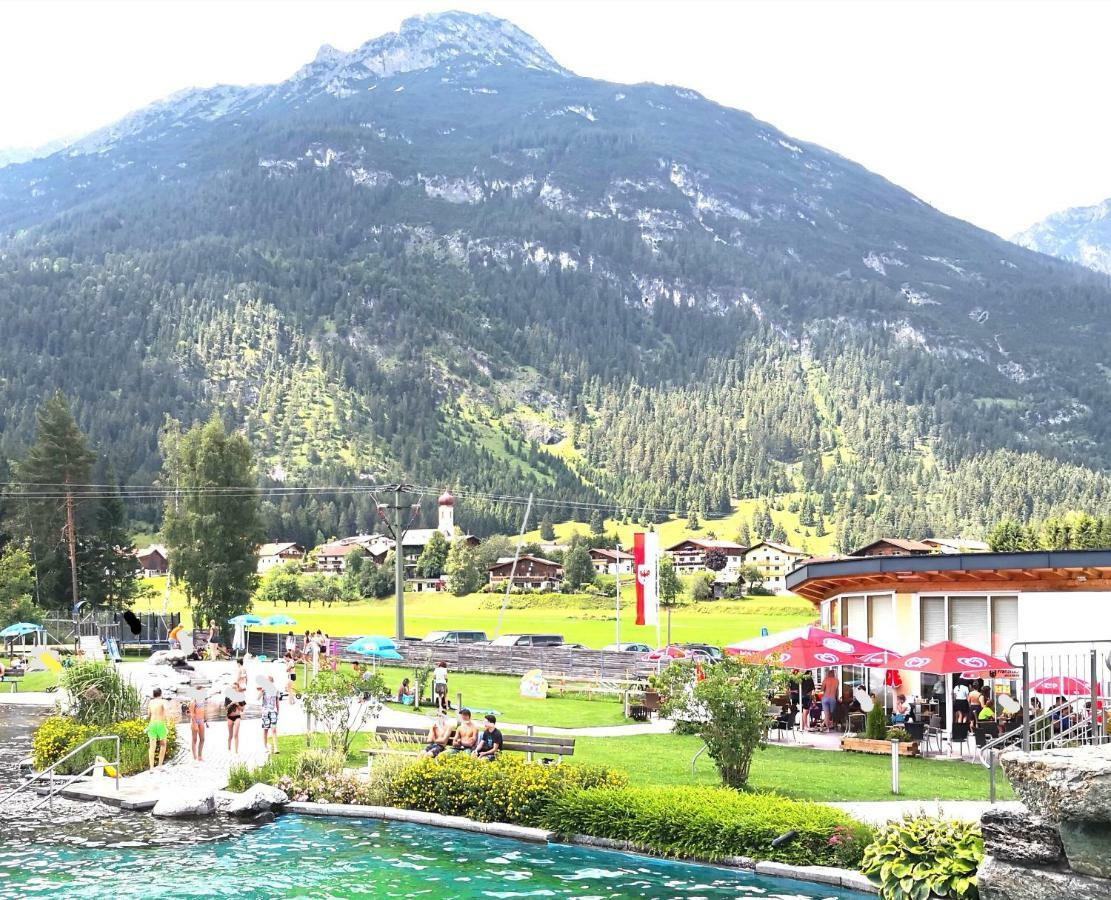 Camping Lechtal Vorderhornbach エクステリア 写真