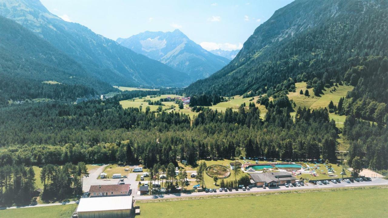 Camping Lechtal Vorderhornbach エクステリア 写真